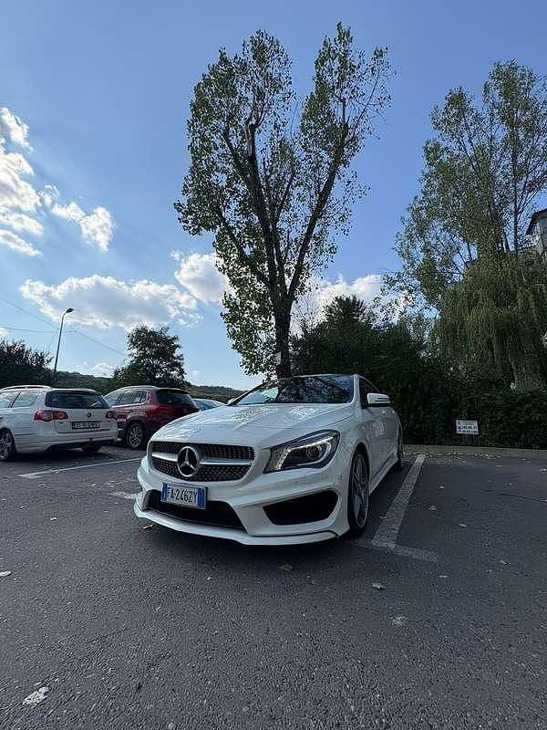 Usata Mercedes CLA220 177 CV (130 kW) 2015 Berlina