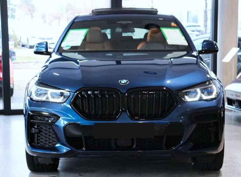 Usata BMW X6 M Sport 340 CV (250 kW) 2022 Blu metallizzato SUV