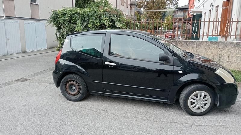 Occasion Citroën C2 60 ch (44 kW) 2004 Noir Citadine