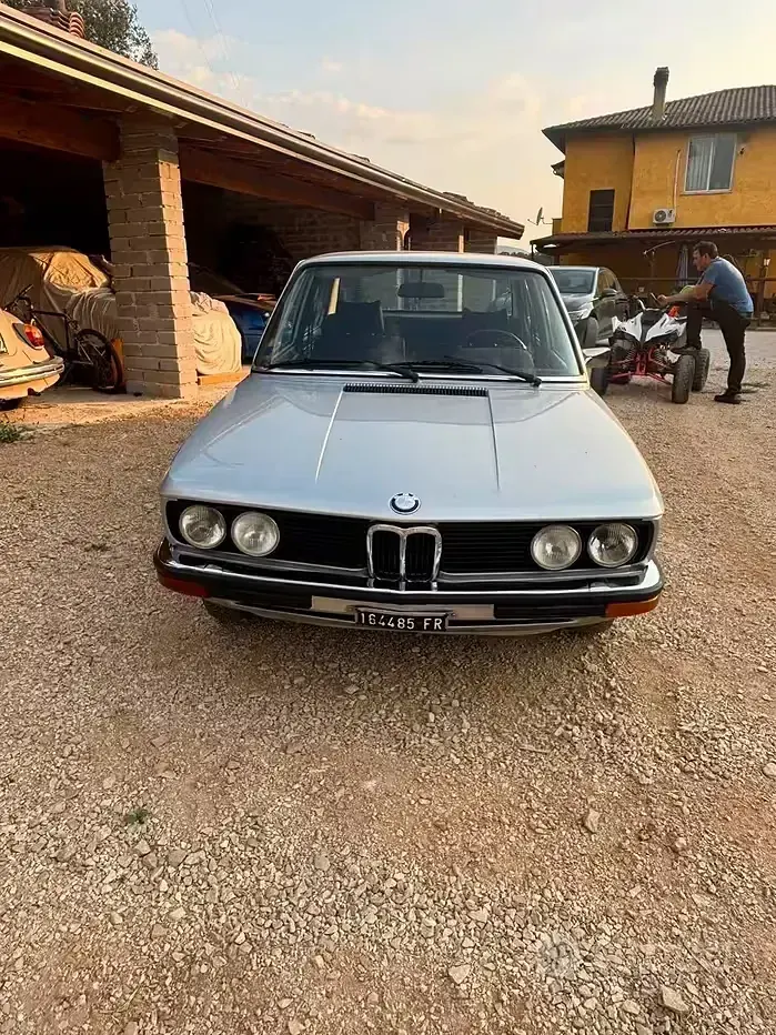 Usata BMW 518 100 CV (73 kW) 1970 Grigio Berlina