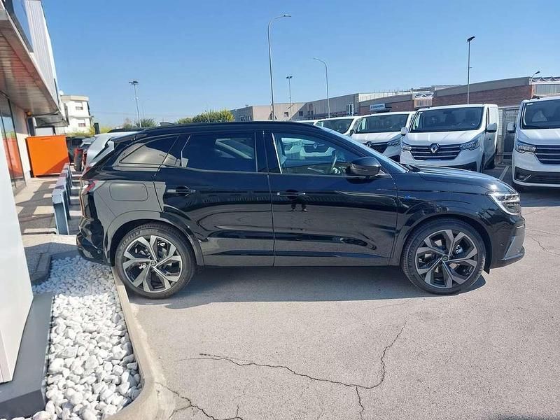 Usata Renault Austral Iconic Esprit Alpine 131 CV (96 kW) 2023 Nero SUV