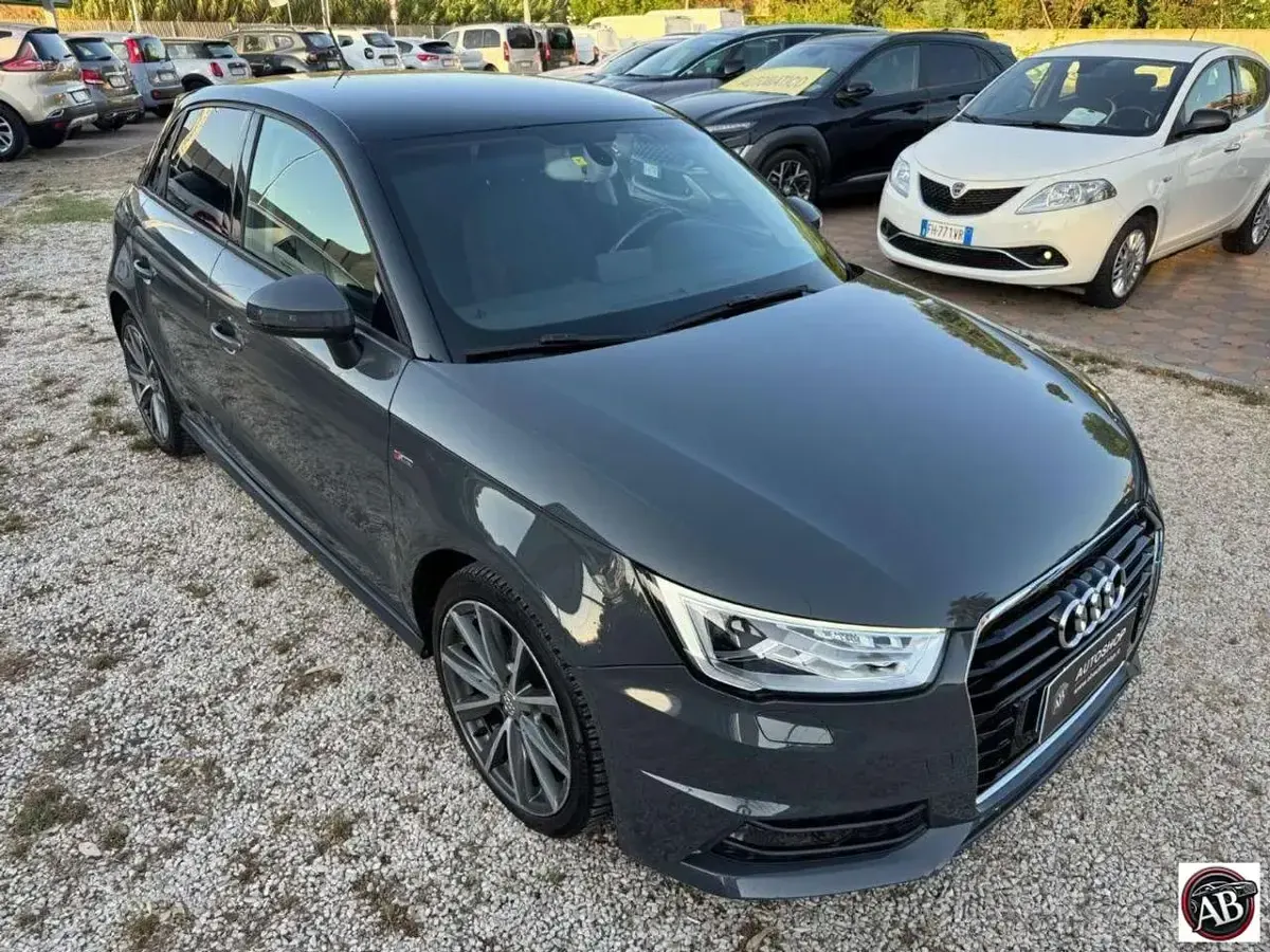 Usata Audi A1 90 CV (66 kW) 2018 Grigio Berlina