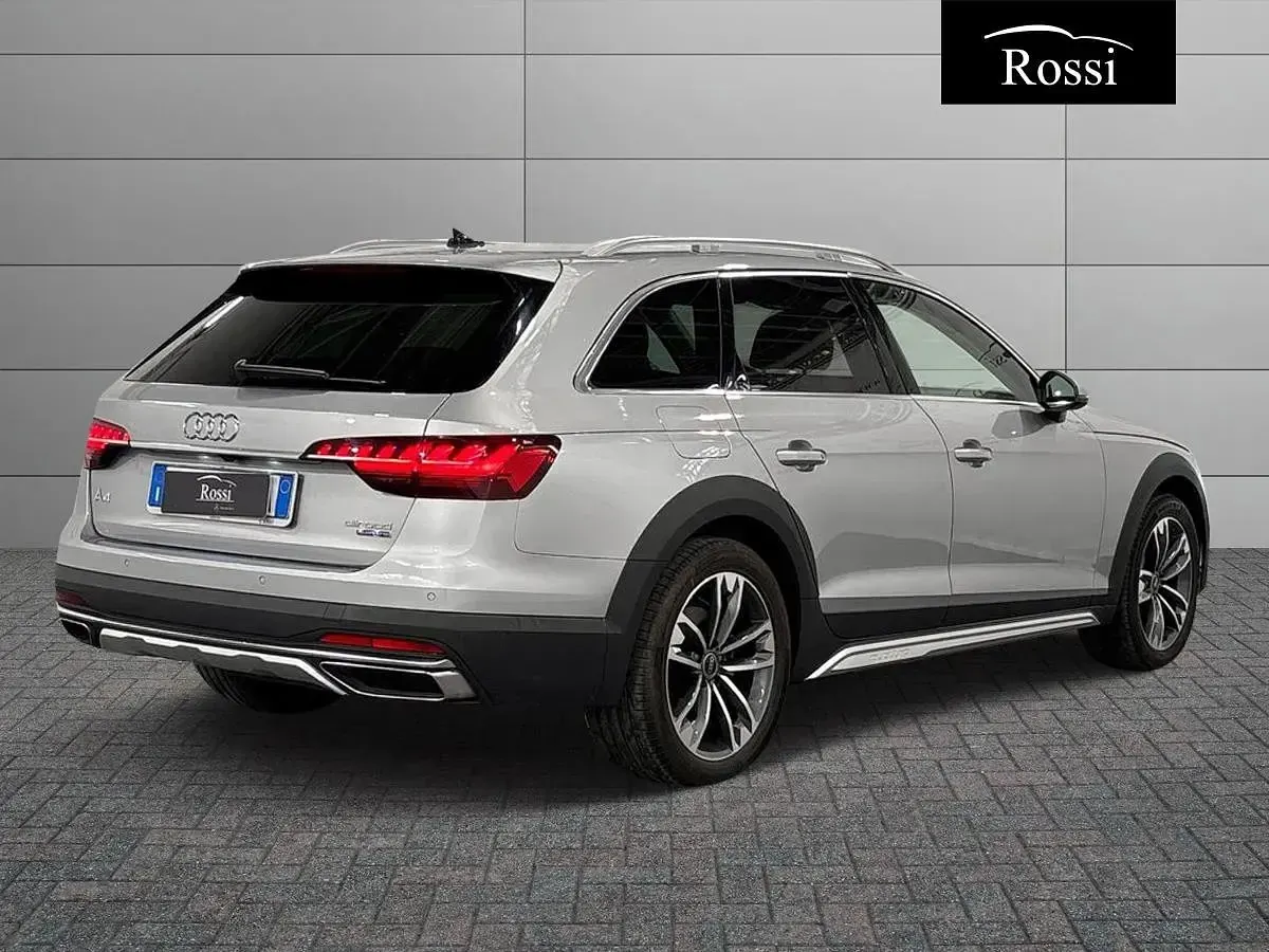 Usata Audi A4 Allroad 204 CV (150 kW) 2024 Argento metallizzato Station wagon