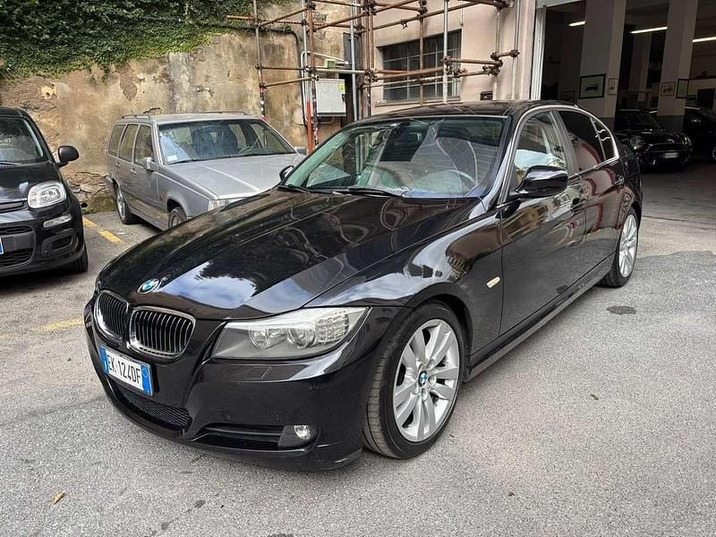 Usata BMW 325 204 CV (150 kW) 2011 Nero Berlina
