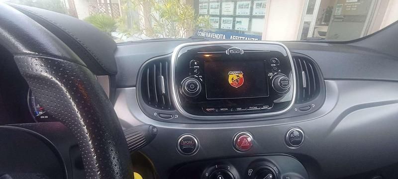 Usata Fiat 500 Abarth 165 CV (121 kW) 2017 Grigio Utilitaria