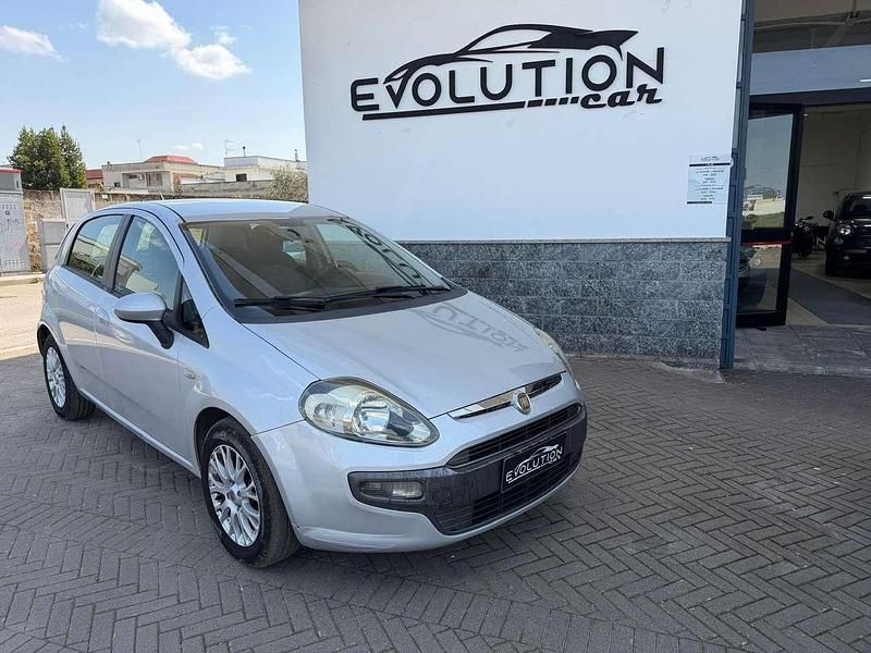 Usata Fiat Punto Evo Dynamic 95 CV (69 kW) 2011 Argento Utilitaria