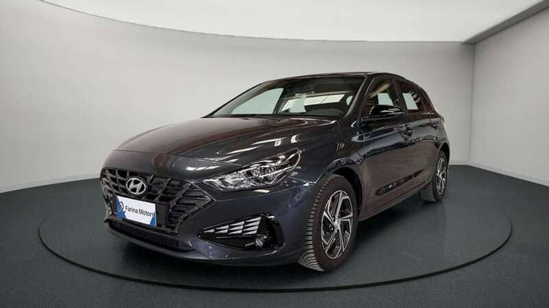 Usata Hyundai i30 N Line 160 CV (117 kW) 2023 Grigio Utilitaria