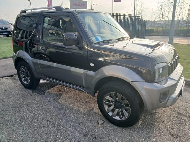 Usata Suzuki Jimny 86 CV (63 kW) 2018 Nero SUV