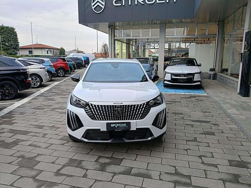 Nuova Peugeot 2008 Allure 102 CV (75 kW) 2025 Bianco okenite SUV