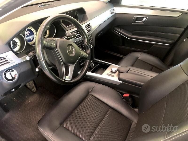 Usata Mercedes E250 204 CV (150 kW) 2015 Bianco Station wagon