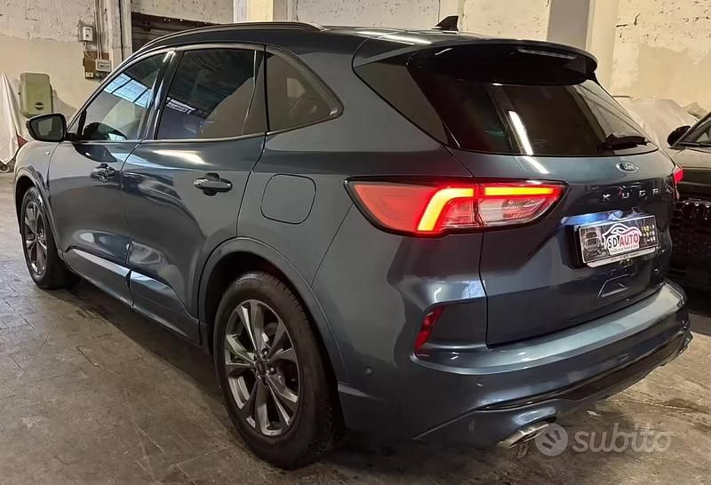 Usata Ford Kuga ST-Line X 120 CV (88 kW) 2021 Blu SUV