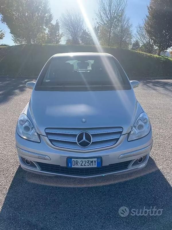 Usata Mercedes B170 2008 Grigio Monovolume