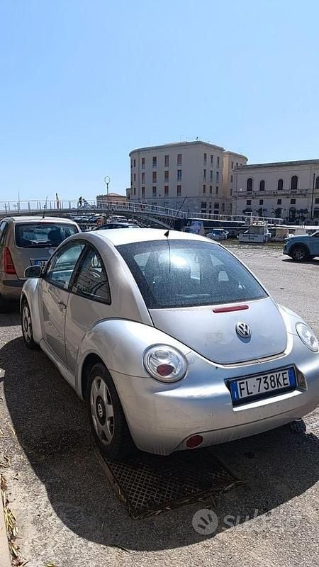 Usata VW New Beetle 2001 Utilitaria