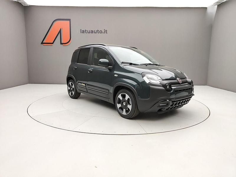 Usata Fiat Panda Cross 70 CV (51 kW) 2025 Verde foresta Utilitaria