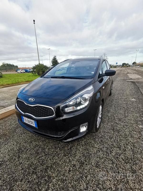 Usata Kia Carens 136 CV (100 kW) 2015 Nero Monovolume
