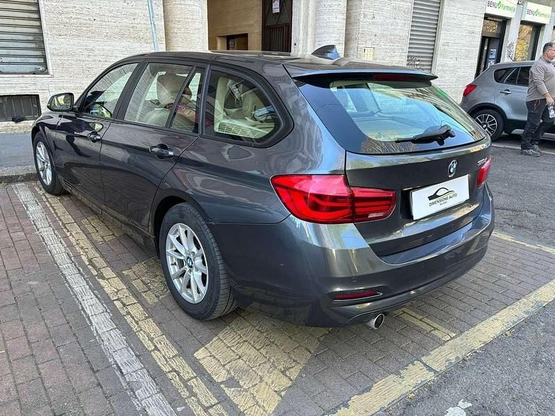 Usata BMW 318 Sport Line 150 CV (110 kW) 2016 Grigio Station wagon