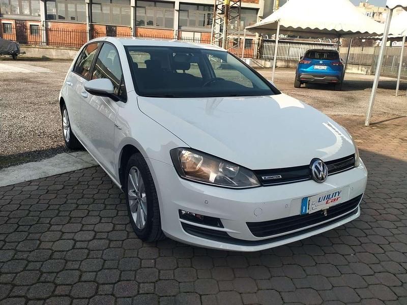 Usata VW Golf VII Highline 110 CV (80 kW) 2015 Other Berlina