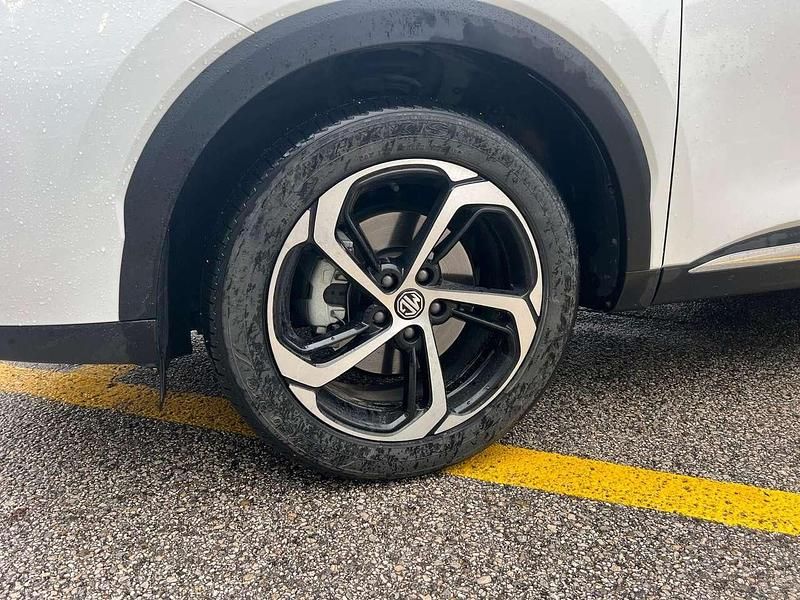 Usata MG HS Luxury 162 CV (119 kW) 2024 Bianco SUV