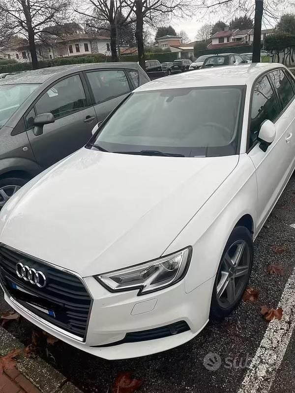 Usata Audi A3 Business 150 CV (110 kW) 2018 Berlina