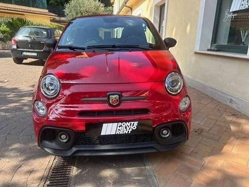Rosso Usata 2023 Abarth 595 Due volumi | 19.900 € (Buon prezzo) - Immagine 1/4