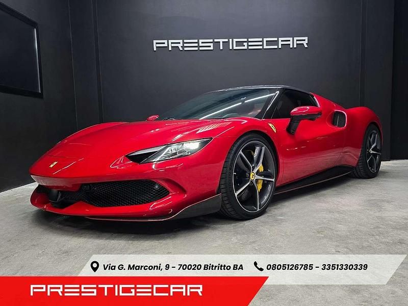 Usata Ferrari 296 829 CV (609 kW) 2024 Rosso corsa Coupé