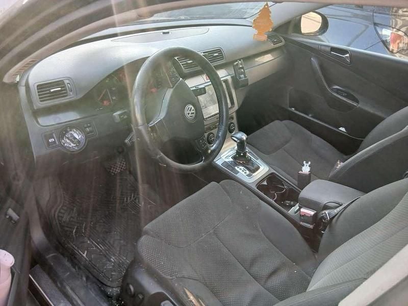 Usata VW Passat 116 CV (85 kW) 2007 Nero