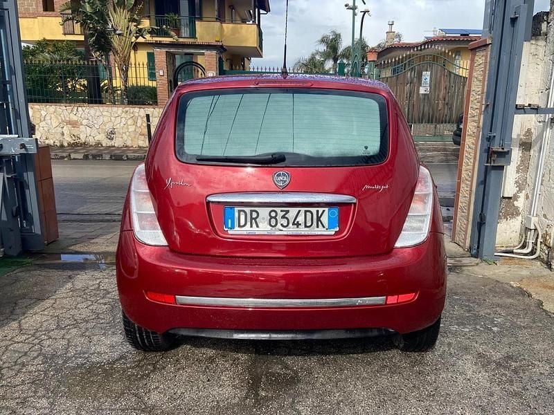 Usata Lancia Ypsilon 75 CV (55 kW) 2008 Rosso Utilitaria