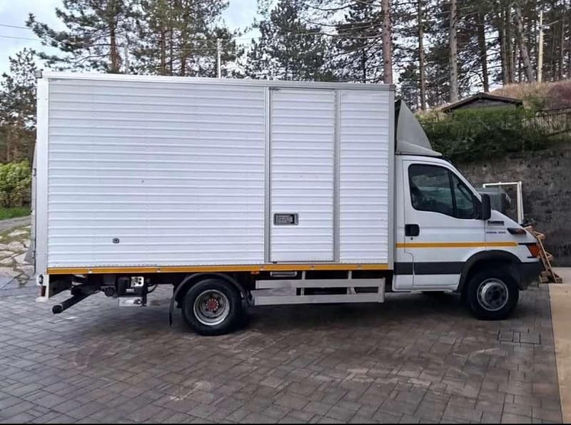 Usata Iveco Daily 150 CV (110 kW) 2004 Bianco Furgone