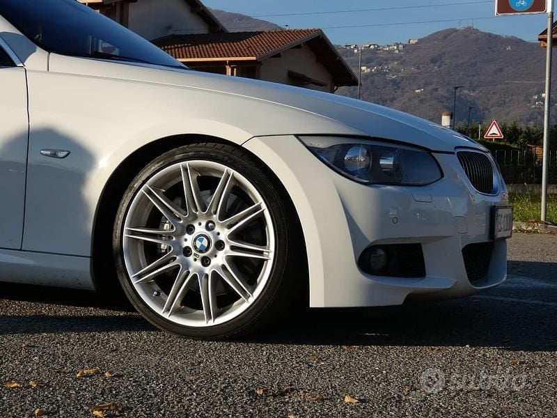 Usata BMW 335 306 CV (225 kW) 2010 Bianco Coupé