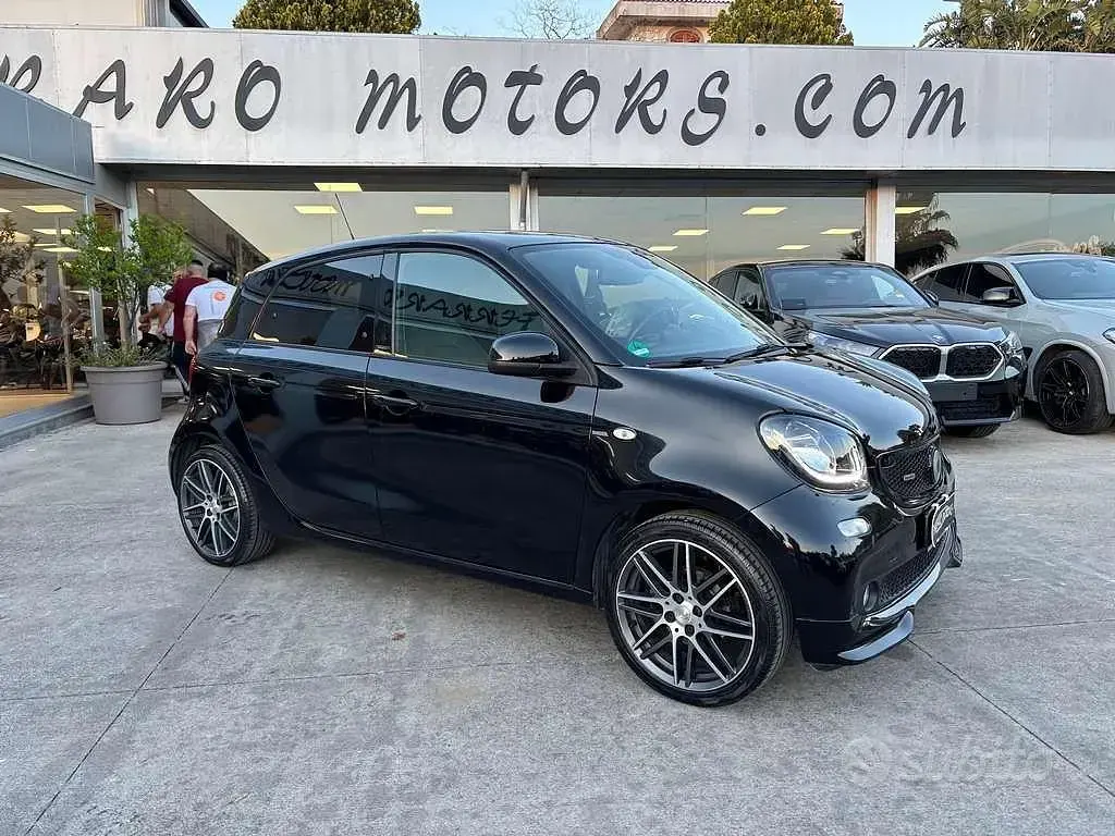 Usata Smart ForFour Brabus 109 CV (80 kW) 2019 Nero Utilitaria
