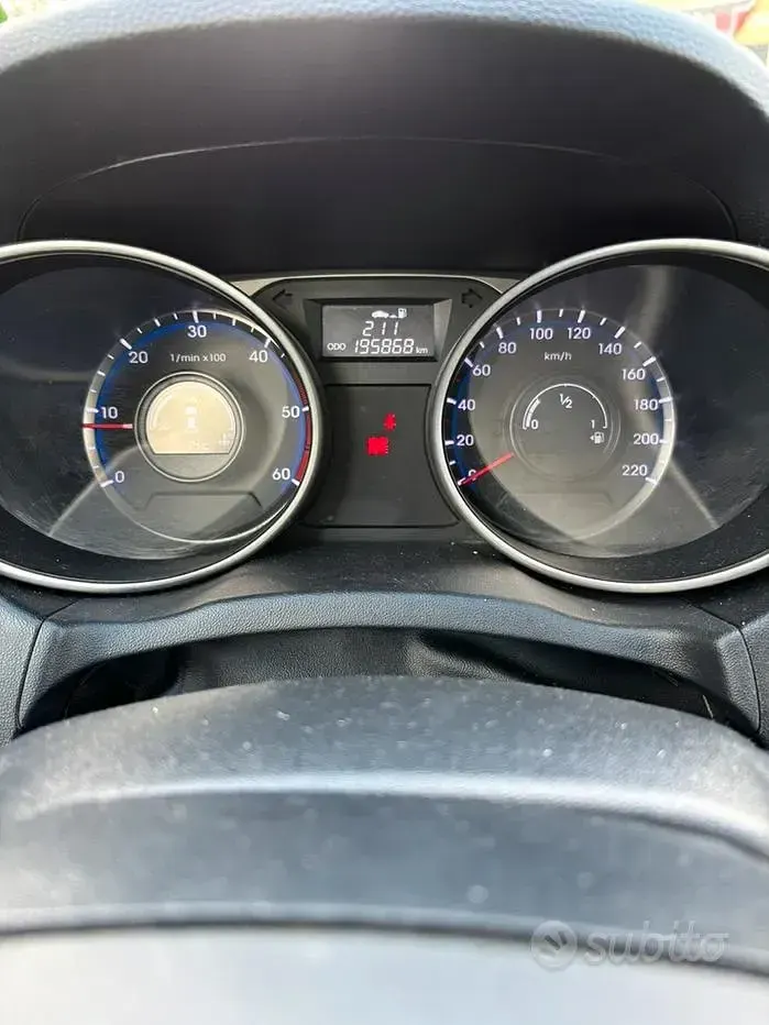 Usata Hyundai ix35 136 CV (100 kW) 2011 Bianco SUV