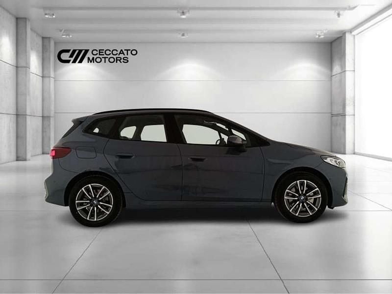 Nuova BMW 225 Active Tourer M Sport 245 CV (180 kW) 2025 Skyscraper grey metallic Monovolume