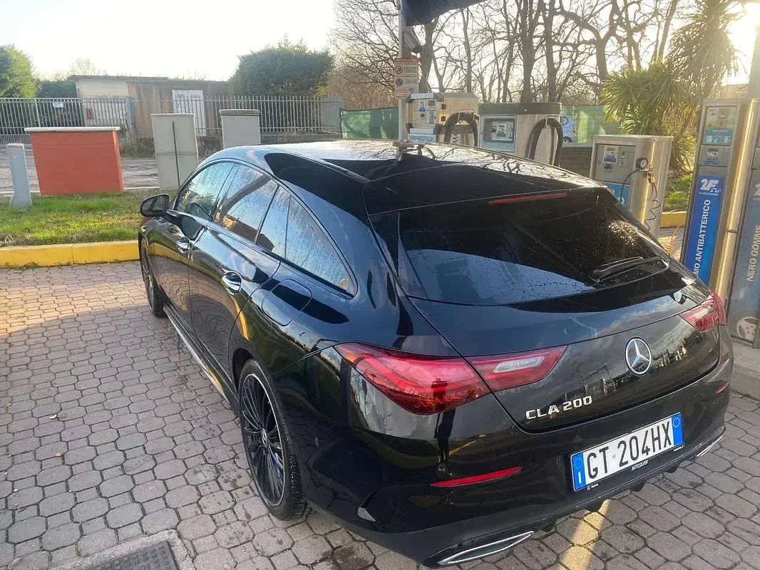 Usata Mercedes CLA200 Shooting Brake AMG Line Premium 163 CV (119 kW) 2024 Nero Station wagon