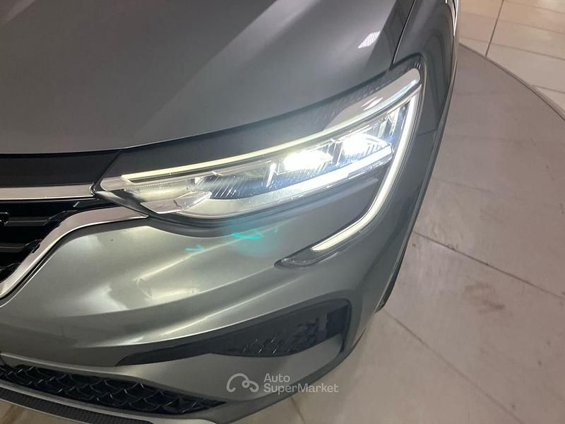 Usata Renault Arkana R.S. 145 CV (106 kW) 2023 Grigio chiaro SUV
