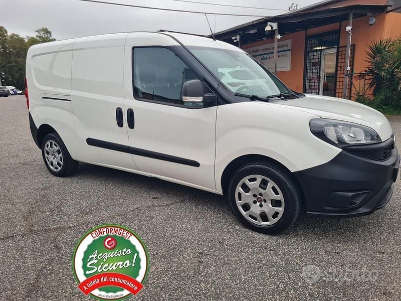 Bianco Usata 2021 Fiat Doblò Lounge Monovolume | 9899 € (Super prezzo) - Immagine 1/4