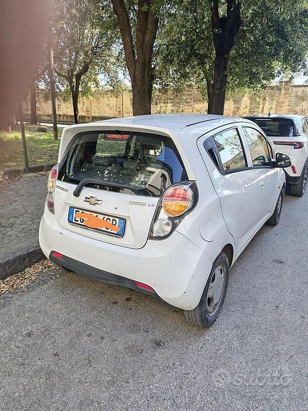 Usata Chevrolet Spark LS 68 CV (50 kW) 2011 Bianco Utilitaria