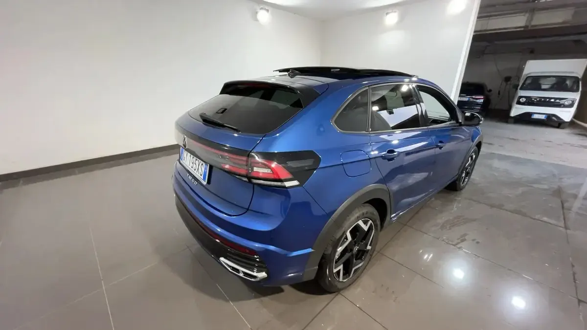 Usata VW Taigo R-line 115 CV (84 kW) 2025 Blu SUV