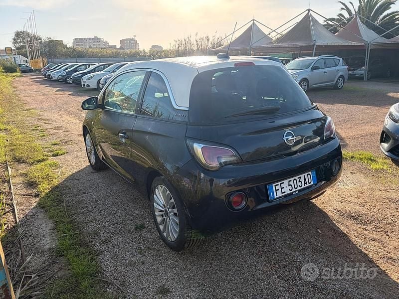 Usata Opel Adam 70 CV (51 kW) 2016 Nero Utilitaria