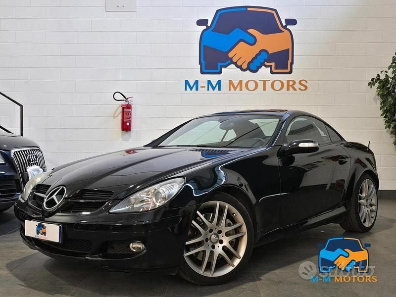 Usata Mercedes SLK200 163 CV (119 kW) 2007 Nero Cabrio