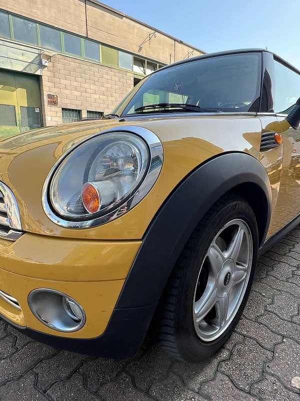 Usata Mini Cooper Salt 120 CV (88 kW) 2008 Giallo Utilitaria