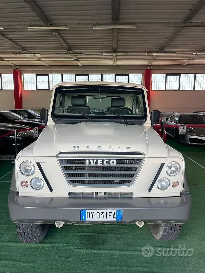 Usata Iveco Massif 145 CV (106 kW) 2010 Bianco Pick-up