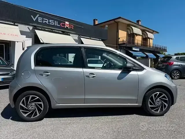 Usata VW up! Move 60 CV (44 kW) 2019 Grigio Utilitaria