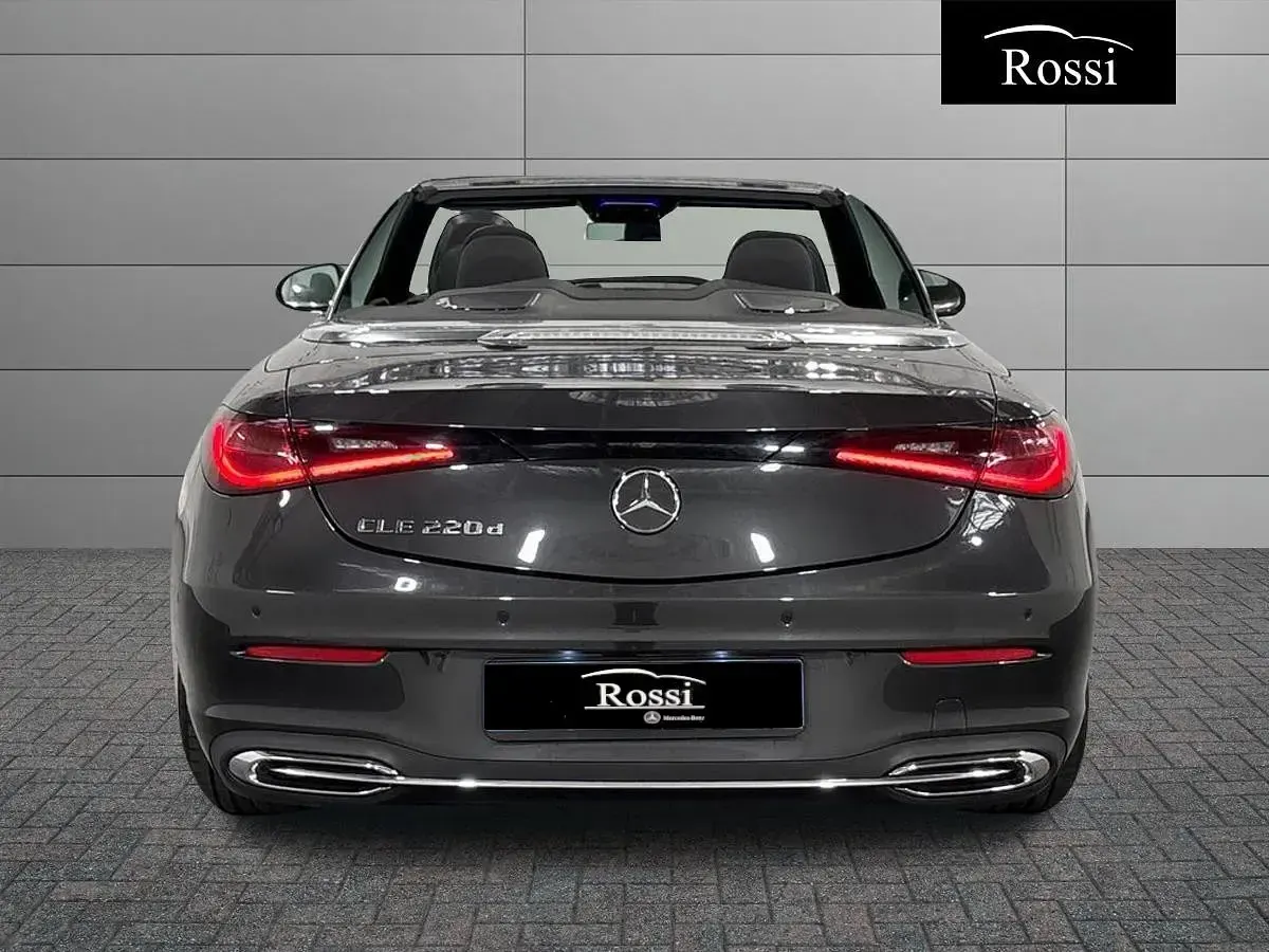 Usata Mercedes CLE220 Advanced 197 CV (144 kW) 2025 Grigio grafite Cabrio
