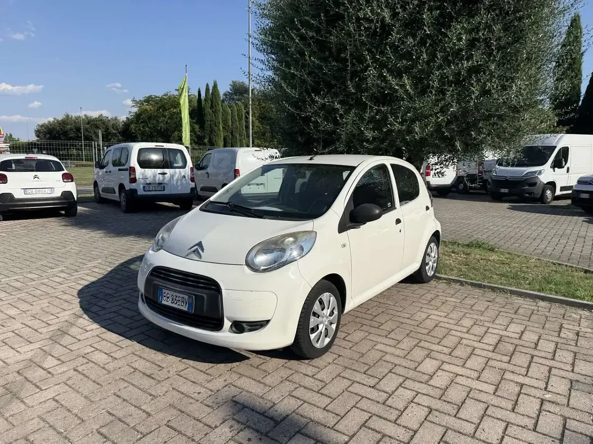Usata Citroën C1 68 CV (50 kW) 2010 Bianco Utilitaria
