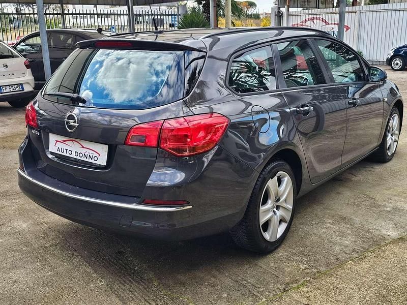 Usata Opel Astra 140 CV (102 kW) 2016 Grigio Station wagon