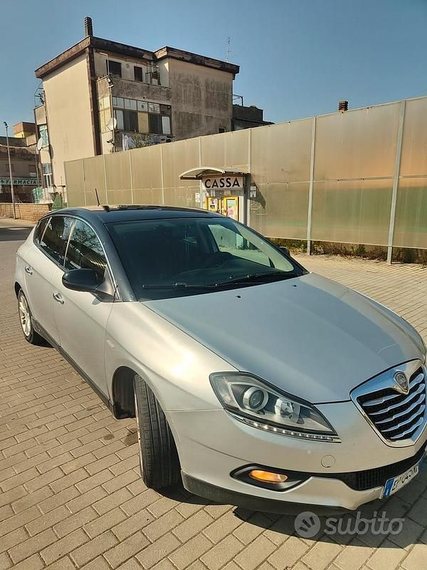 Usata Lancia Delta 2012 Grigio Utilitaria