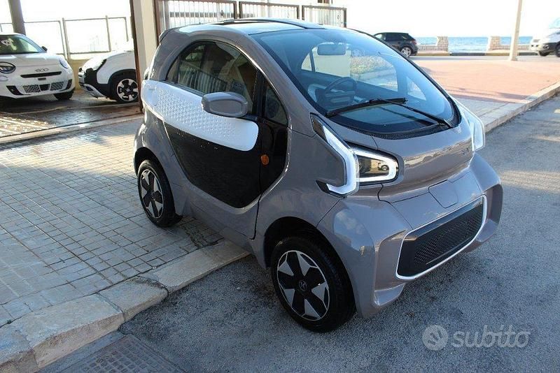 Usata XEV Yoyo 2023 Marrone Utilitaria