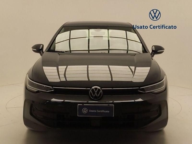 Usata VW Golf VIII Life 115 CV (84 kW) 2025 Utilitaria