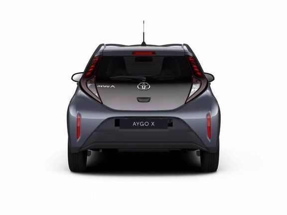 Usata Toyota Aygo X Active 72 CV (52 kW) 2024 Argento SUV