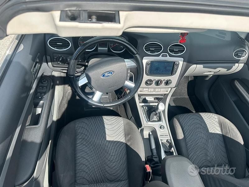 Usata Ford Focus Cabriolet 2008 Grigio Cabrio